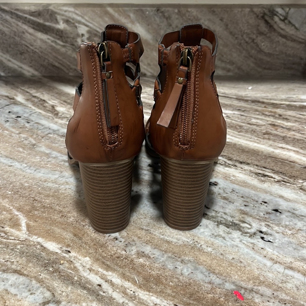 Indigo Rd heels brown - Picture 4 of 6